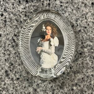 Mikasa Polished Portraits Oval Picture Frame